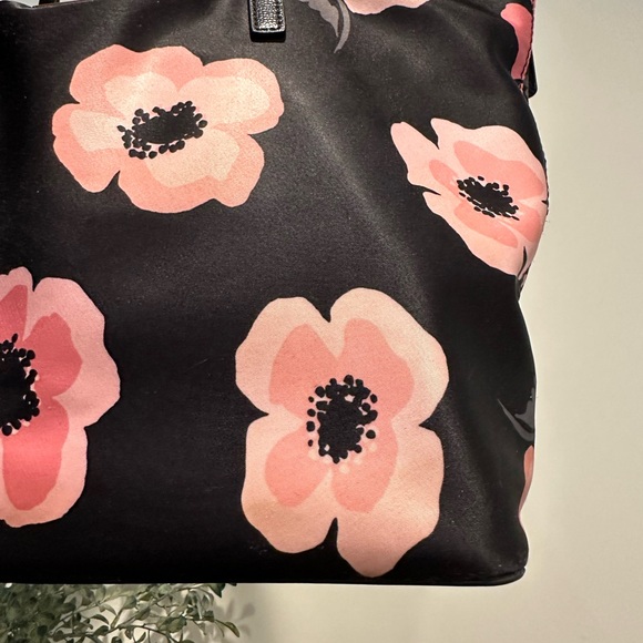 Hayden Top Zip Tote Poppy - Used - Picture 15 of 17